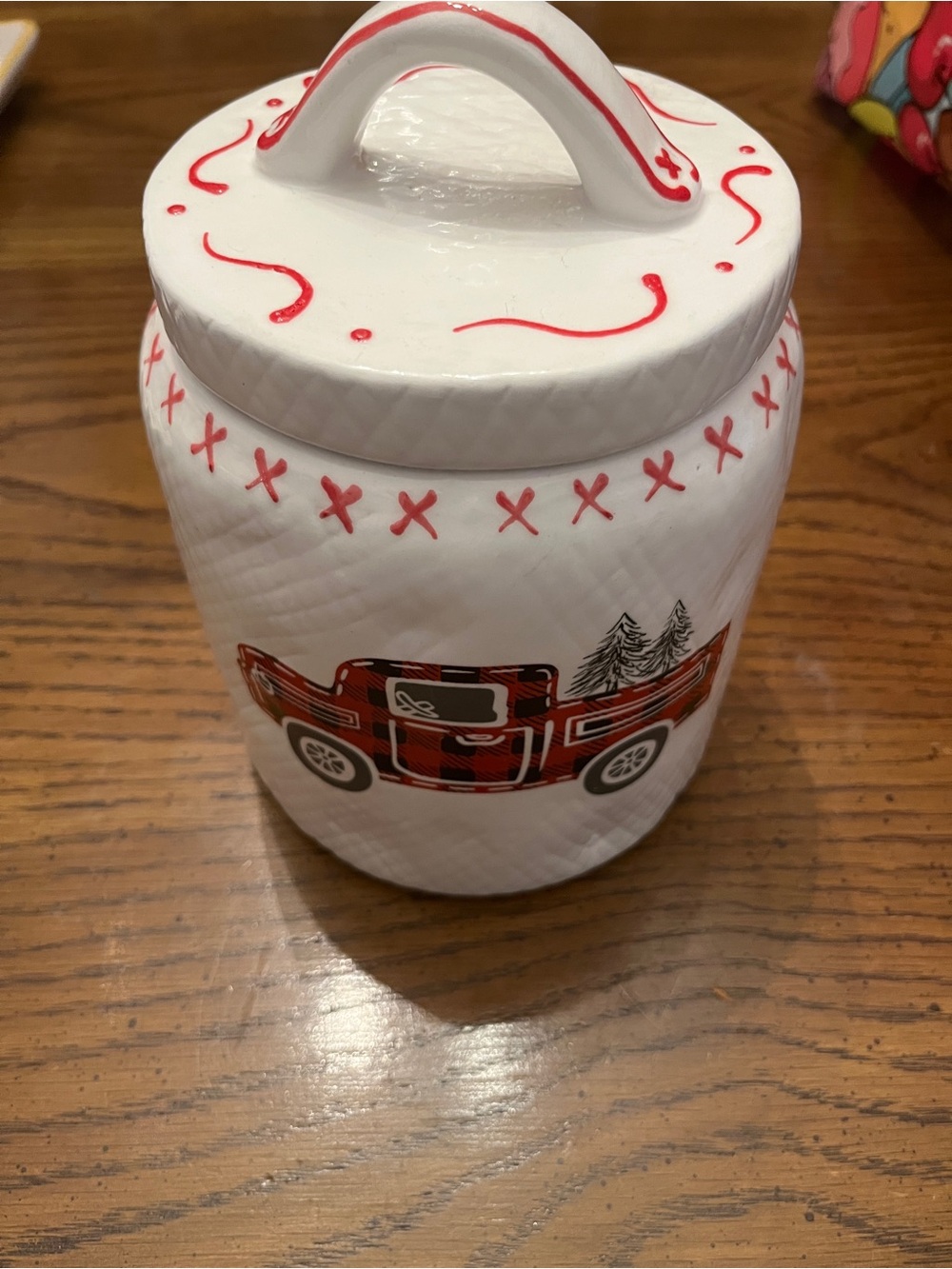10 Strawberry‎ Street Holiday Truck Canister